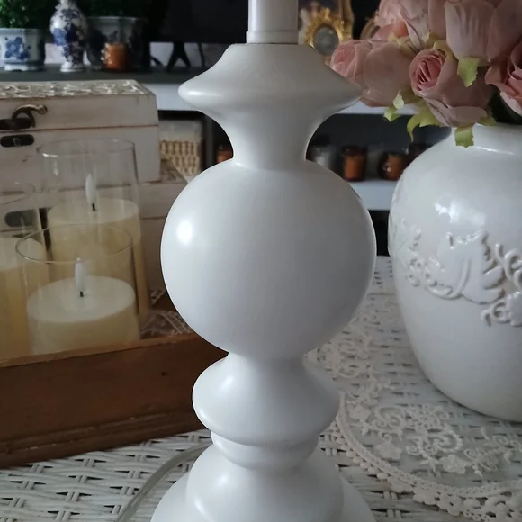 Pink Polka Dot Lamp with Bow - Picture 5 of 5